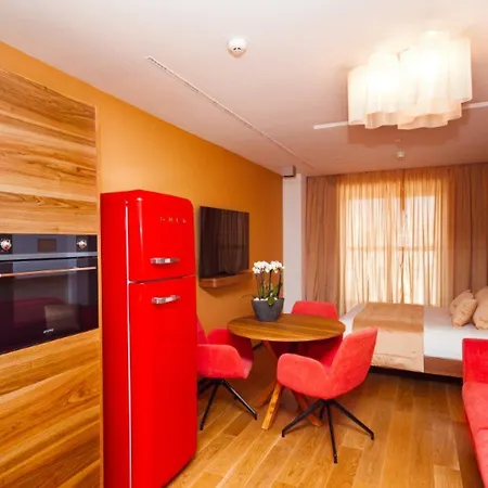 Bohemia & - Adults Only Hotell